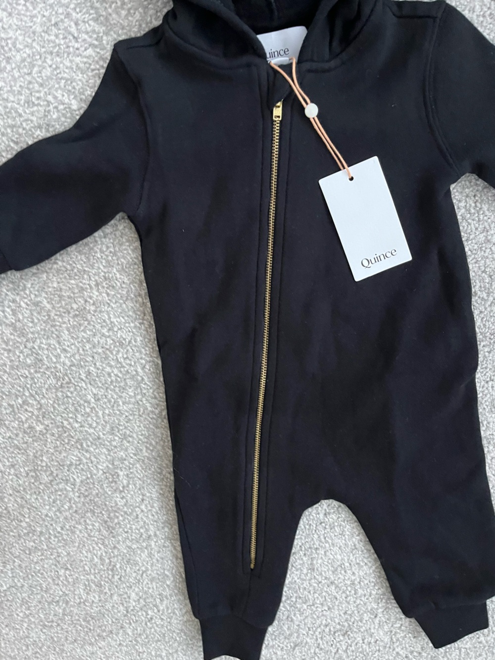 NWT Quince 100% Organic Cotton Black Hooded Moto Romper-Gold Zipper 6-9 Months - Picture 3 of 8